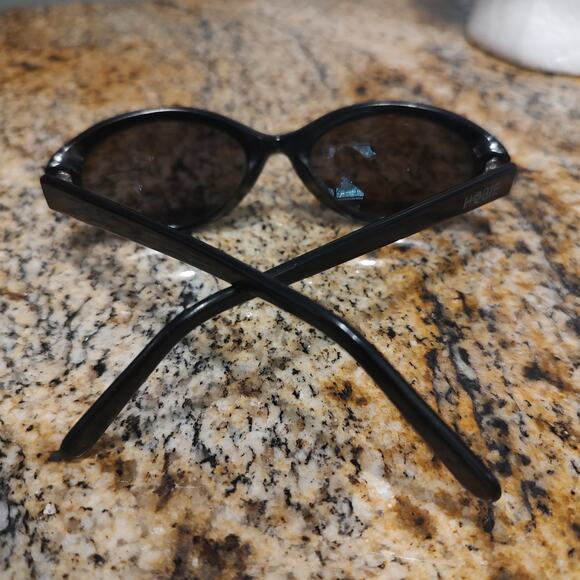 Hobie Kira Sunglasses Womens Black Oval Polarized Retro Style UV Protection - Picture 7 of 12